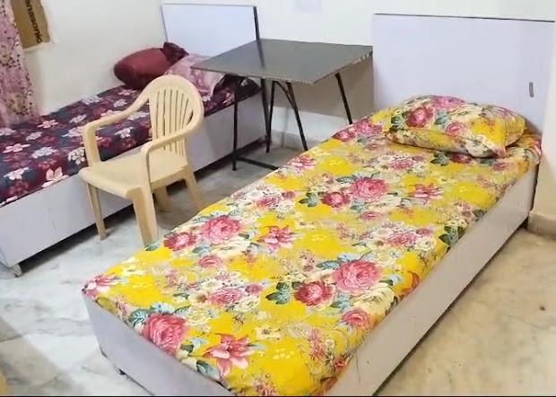 Sec 7 Boys/Men Rooms Available Safe and Comfortable Stay, Fully Furnished Rooms, Sai Pg D1, 14A. 9871733979